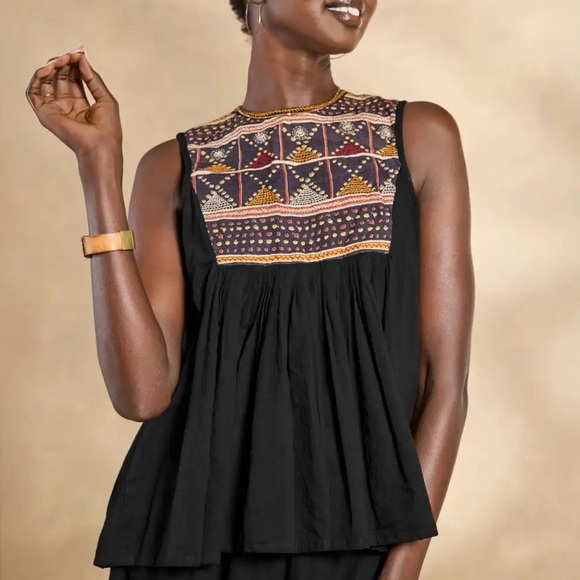 Alamwar “Walk The Earth” Yoshiko Embroidered Top. New with tags from Sundance.